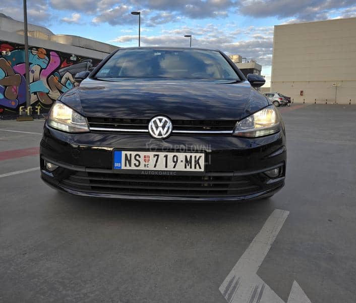 Volkswagen Golf 7 1.6 TDI DSG