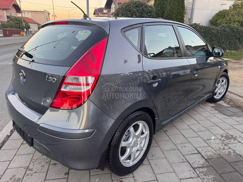Hyundai i30 1.4 BEN ŠVAJC NOV