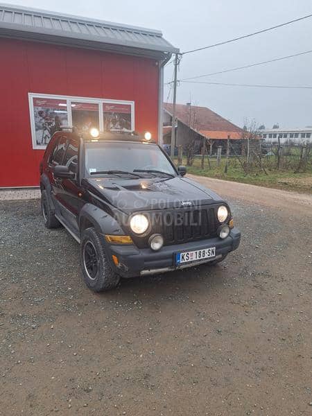 Jeep Cherokee 2,700