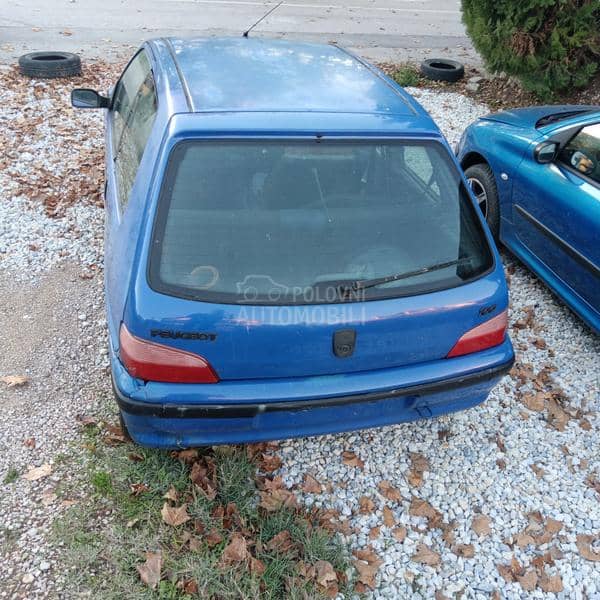 Peugeot 106 -  kompletan auto u delovima