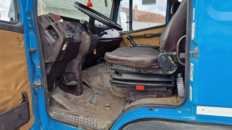 Mercedes Benz 1520