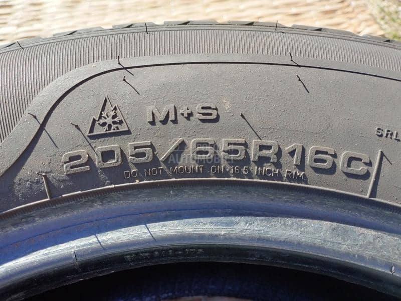 Sava 205/65 R16 Zimska