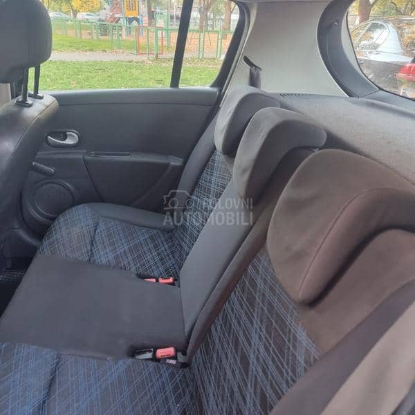 Renault Clio 1.5 DCI