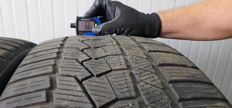 Continental 275/40 R21 Zimska