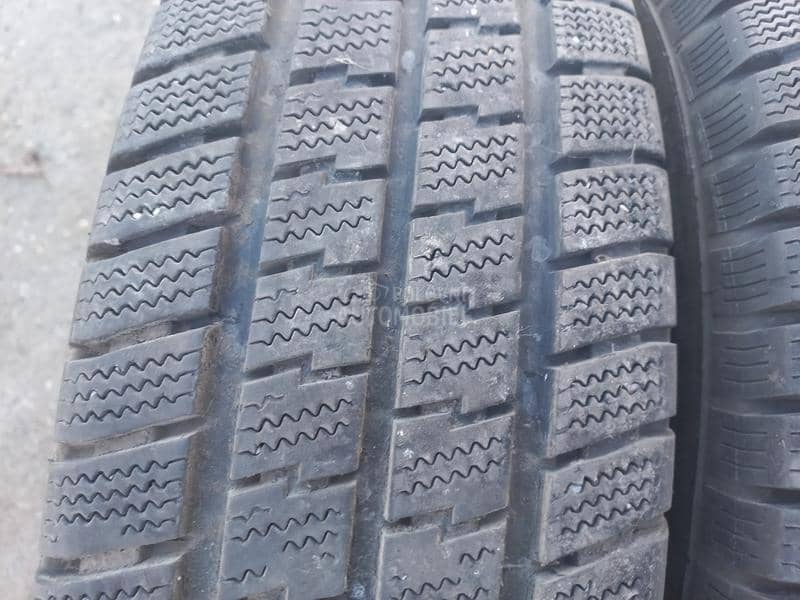 Kingstar 215/75 R16 Zimska