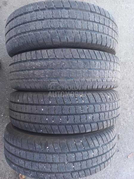 Kingstar 215/75 R16 Zimska