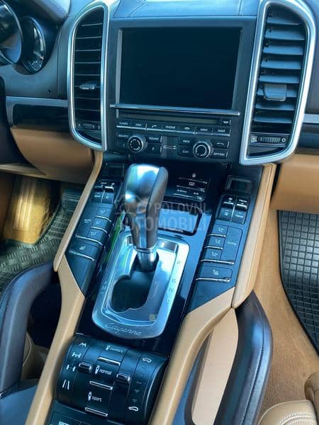 Porsche Cayenne 3.0 diesel