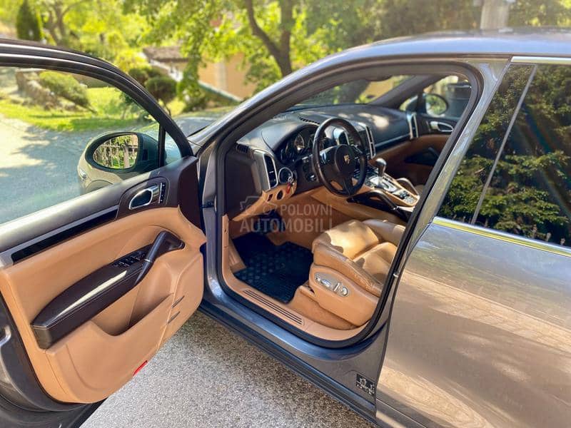 Porsche Cayenne 3.0 diesel