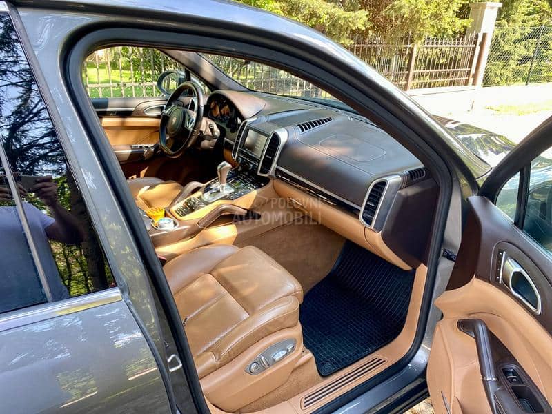 Porsche Cayenne 3.0 diesel