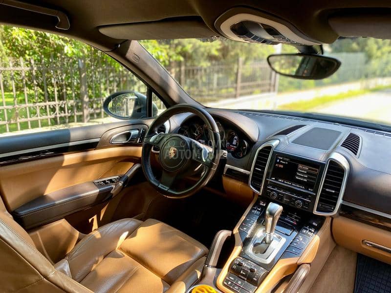 Porsche Cayenne 3.0 diesel