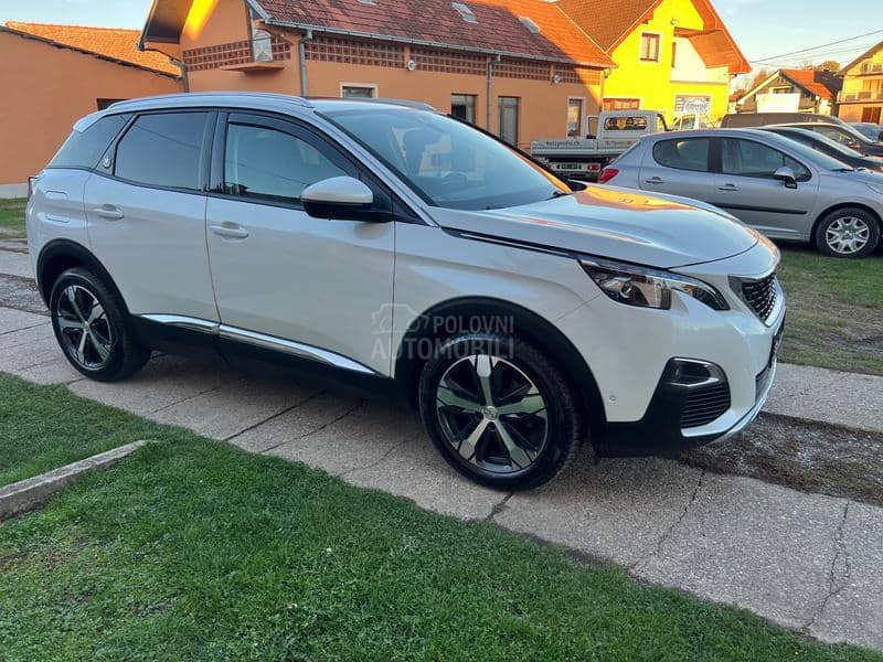 Peugeot 3008 1.2 ALLURE  CH
