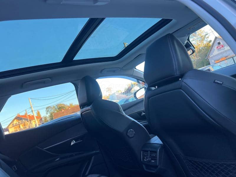 Peugeot 3008 1.2 ALLURE  CH