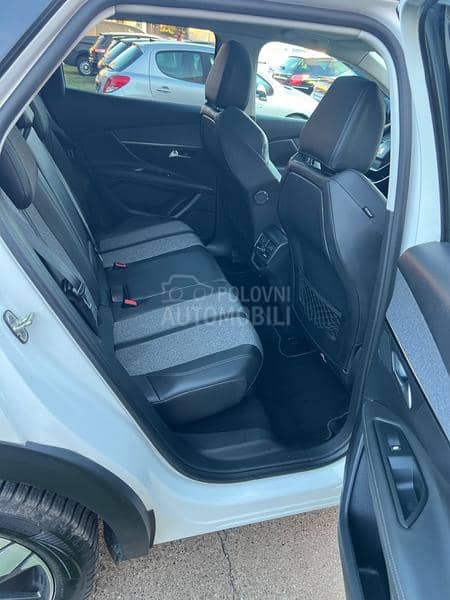 Peugeot 3008 1.2 ALLURE  CH
