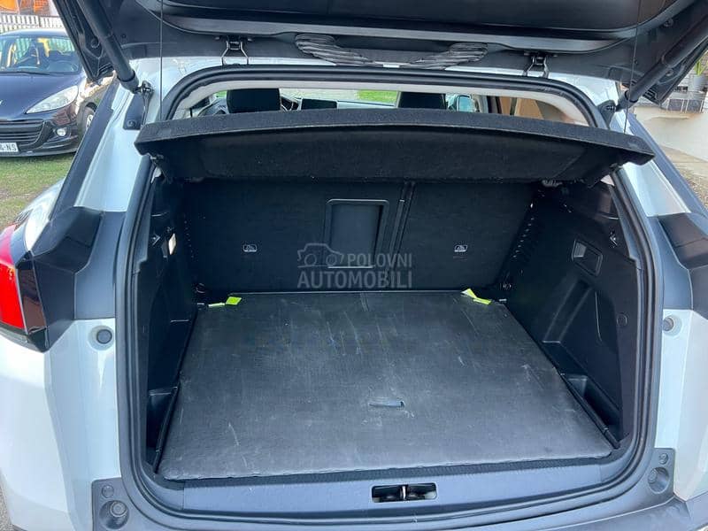 Peugeot 3008 1.2 ALLURE  CH