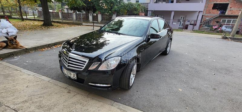 Mercedes Benz E 220 