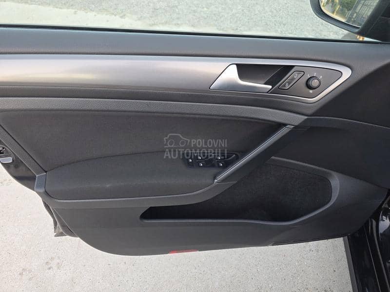 Volkswagen Golf 7 1.2 B 114K