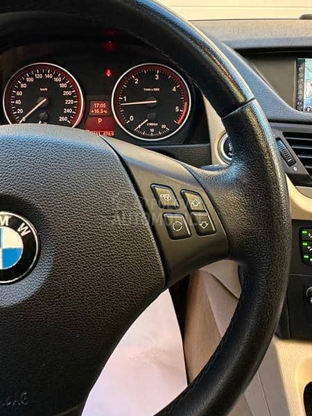 BMW X1 2.0D/XDRIVE/AUT/PAN