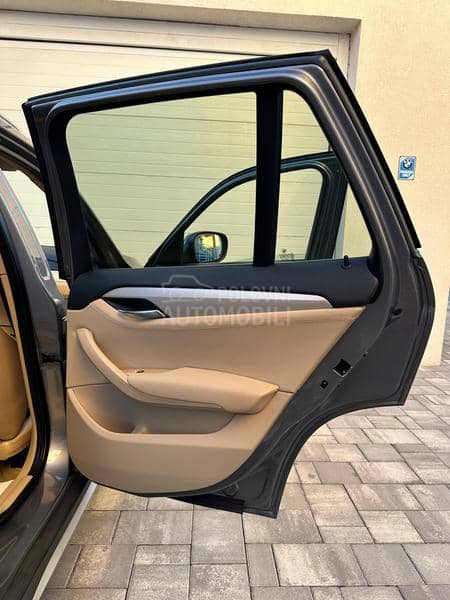 BMW X1 2.0D/XDRIVE/AUT/PAN