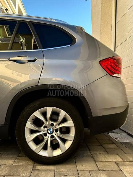BMW X1 2.0D/XDRIVE/AUT/PAN