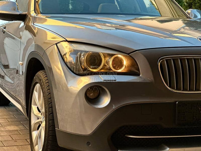 BMW X1 2.0D/XDRIVE/AUT/PAN