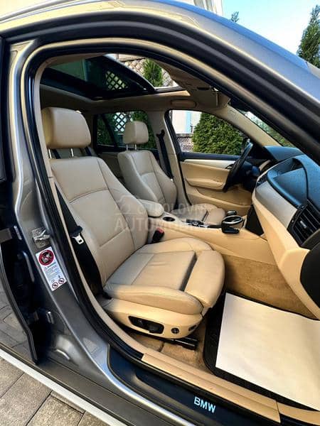 BMW X1 2.0D/XDRIVE/AUT/PAN