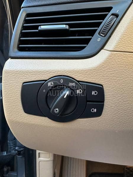 BMW X1 2.0D/XDRIVE/AUT/PAN