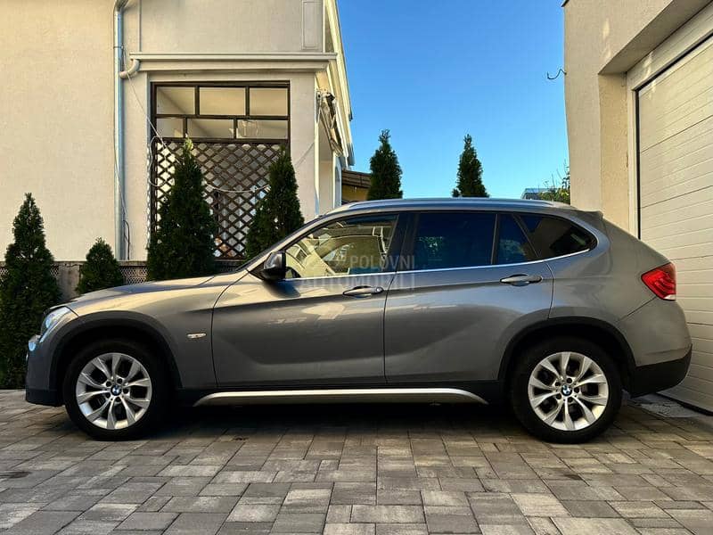 BMW X1 2.0D/XDRIVE/AUT/PAN