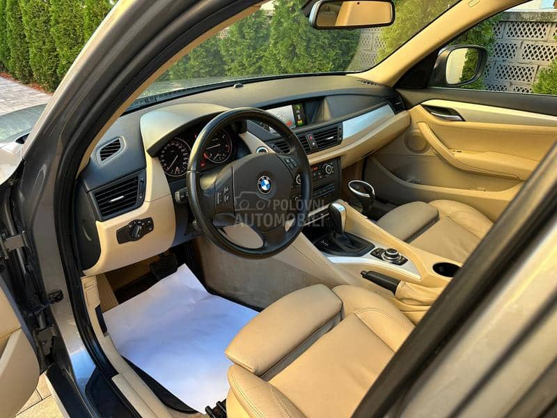 BMW X1 2.0D/XDRIVE/AUT/PAN