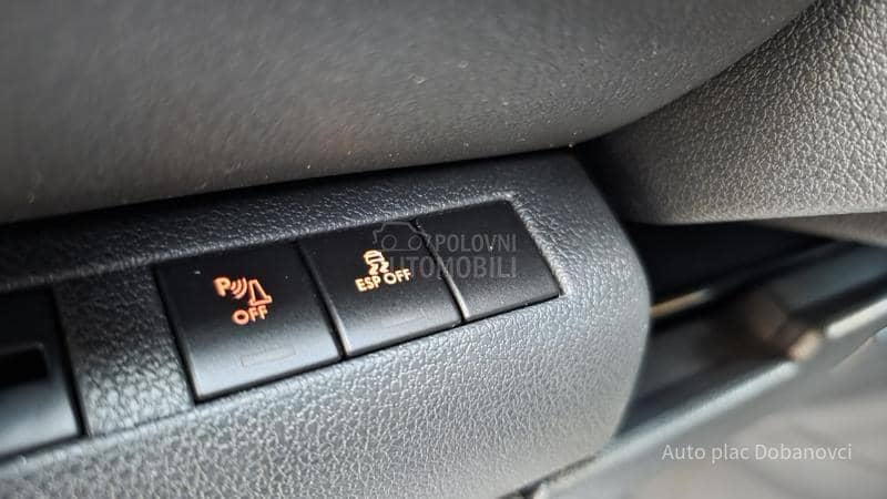 Peugeot 3008 2.0HDI Allure pano