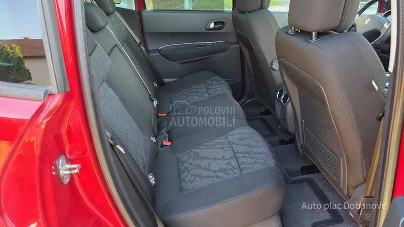 Peugeot 3008 2.0HDI Allure pano