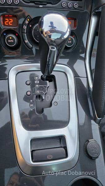 Peugeot 3008 2.0HDI Allure pano