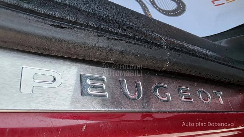 Peugeot 3008 2.0HDI Allure pano