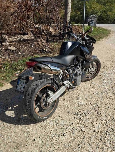 KTM Duke 990