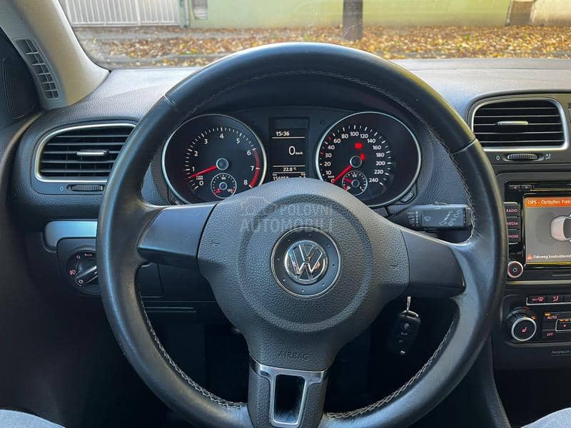 Volkswagen Golf 6 1.2 tsi Confortline