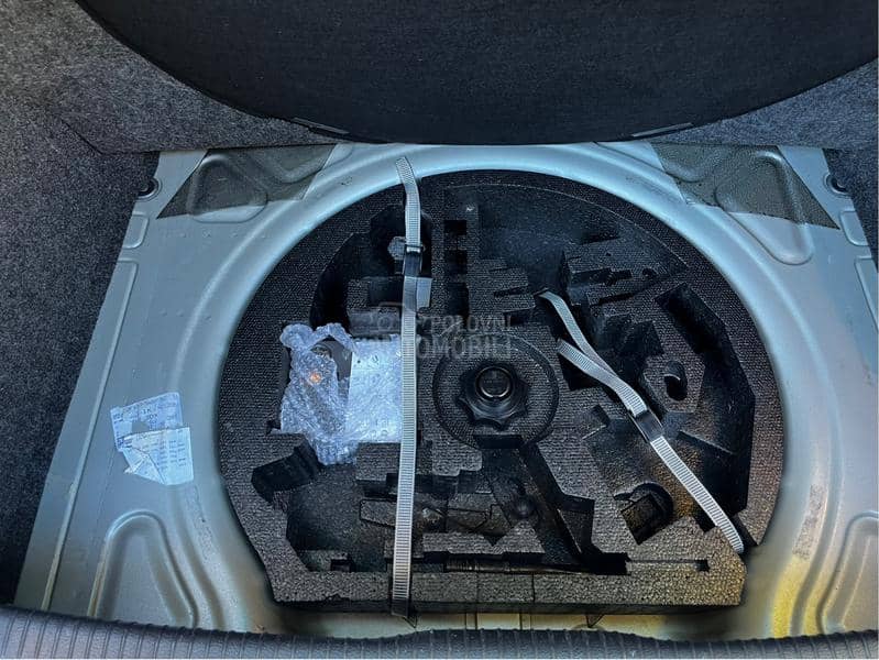 Volkswagen Golf 6 1.2 tsi Confortline