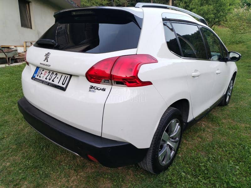 Peugeot 2008 1.6e-hdi ALUURE