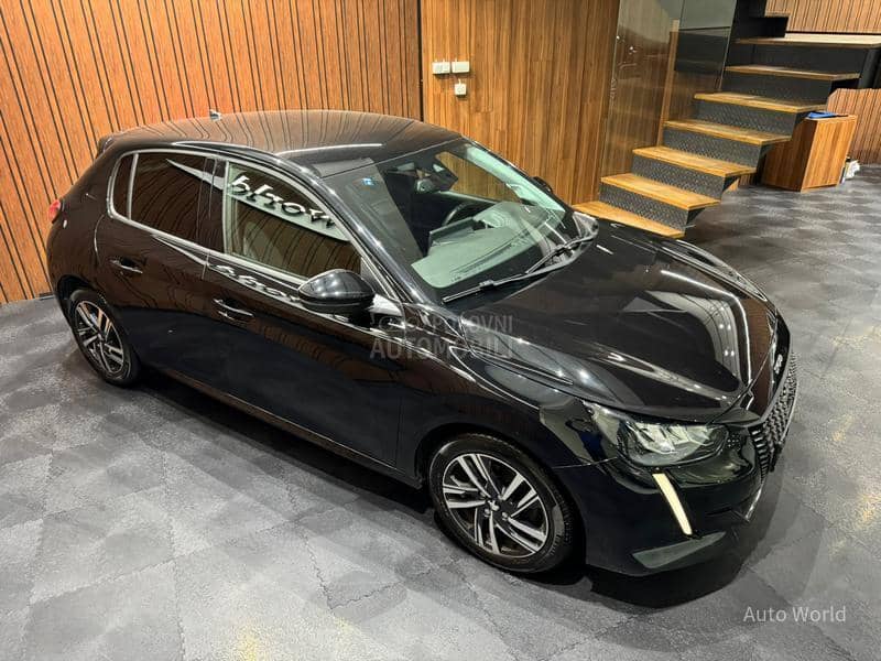 Peugeot 208 Allure/Virtual