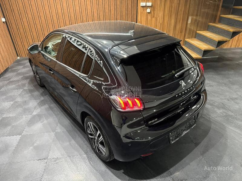 Peugeot 208 Allure/Virtual