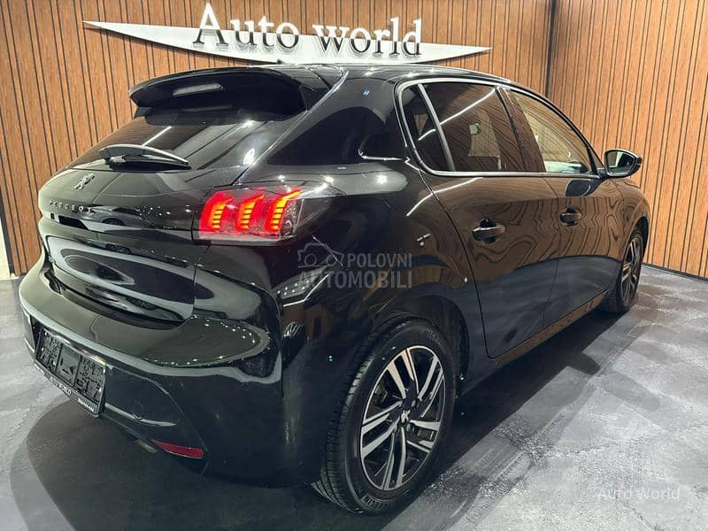 Peugeot 208 Allure/Virtual