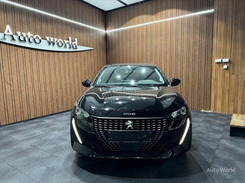 Peugeot 208 Allure/Virtual