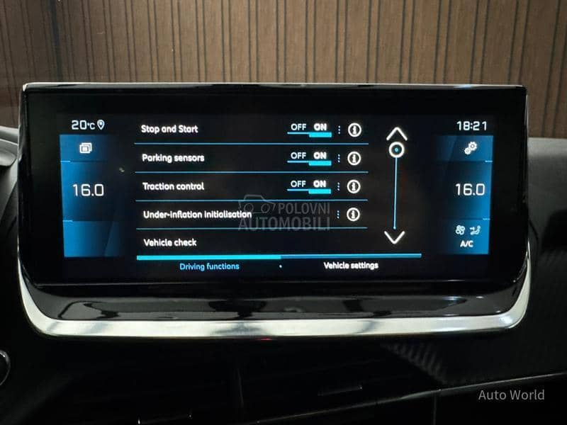 Peugeot 208 Allure/Virtual