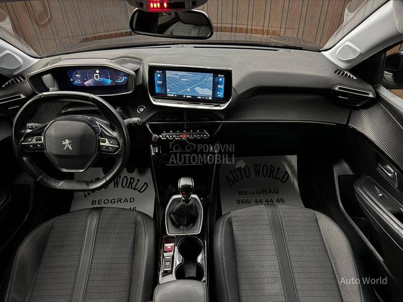 Peugeot 208 Allure/Virtual