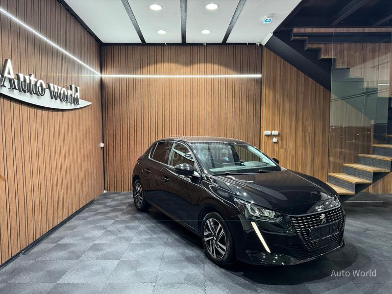 Peugeot 208 Allure/Virtual