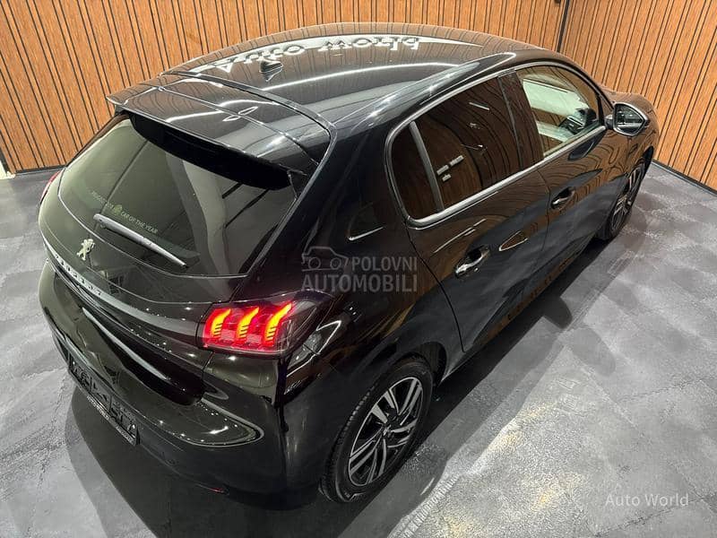 Peugeot 208 Allure/Virtual