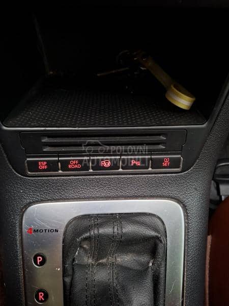 Volkswagen Tiguan 2.0TDI KOZA/DSG 4x4