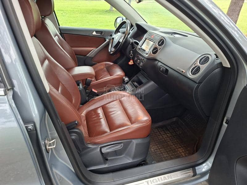 Volkswagen Tiguan 2.0TDI KOZA/DSG 4x4