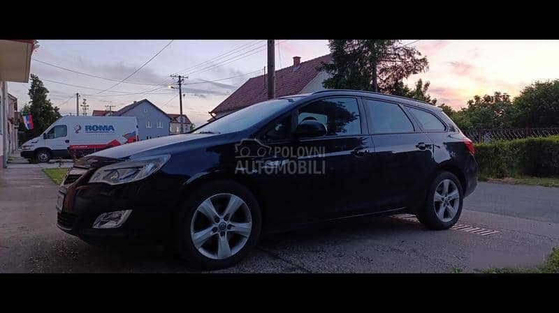 Opel Astra J 1.7 CDTI
