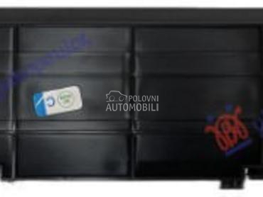 POKLOPAC HLADNJAKA DONJA PLAST za BMW X7 od 2018. do 2023. god.