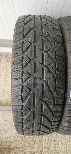 Tigar 215/60 R17 Zimska