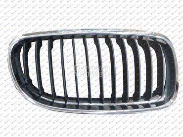 PVC MASKA HROM-TAMNO SIVA za BMW Serija 3 od 2008. do 2012. god.